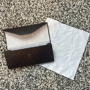 Gucci collapsible sunglasses case with cloth folding travel monogram logo